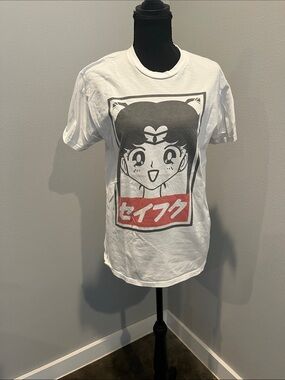 Pop Killer Graphic Sailor Moon-Style White Tee with Red Accent